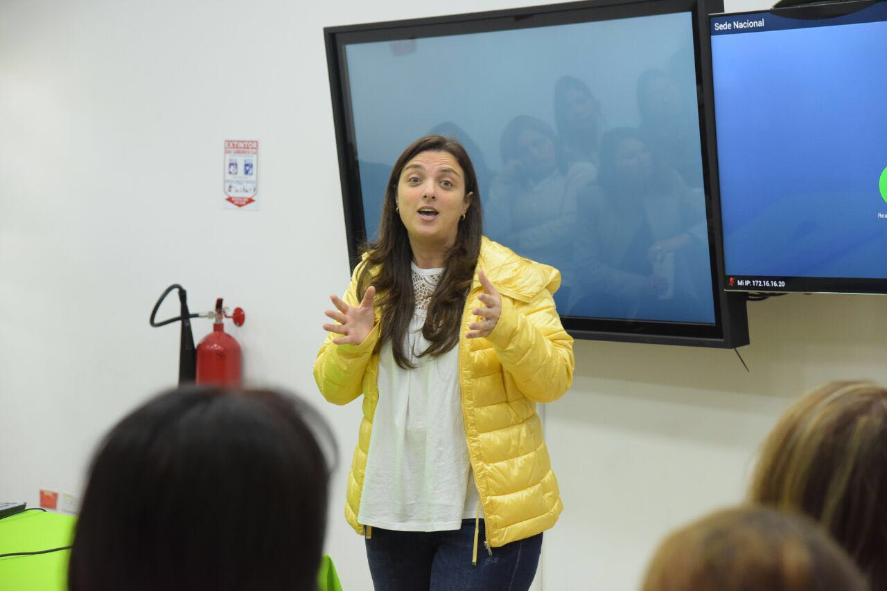 ICBF brinda acompañamiento a adolescente agredida presuntamente por compañeras de colegio en Medellín