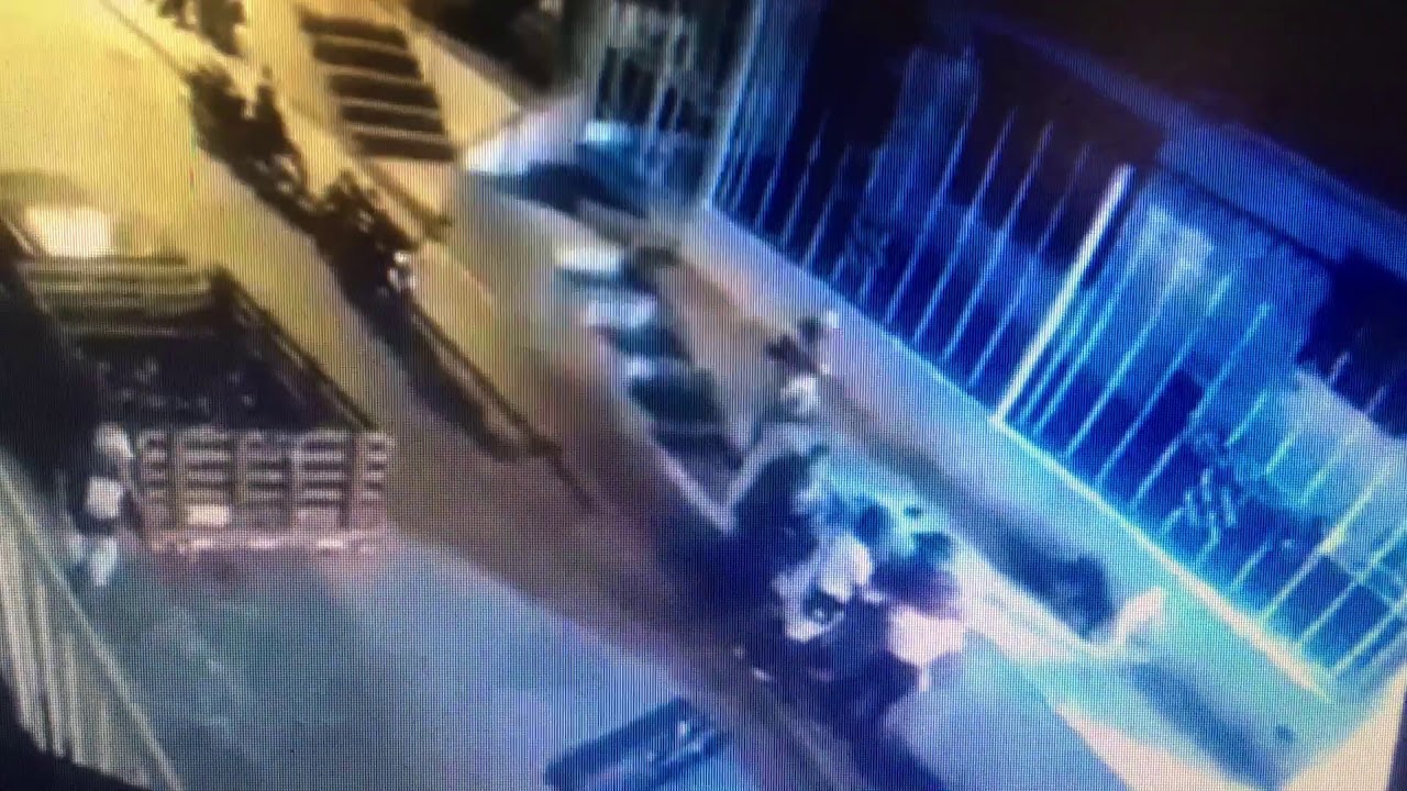 Revelan vídeo del asesinato de un joven en el barrio La Sierrita