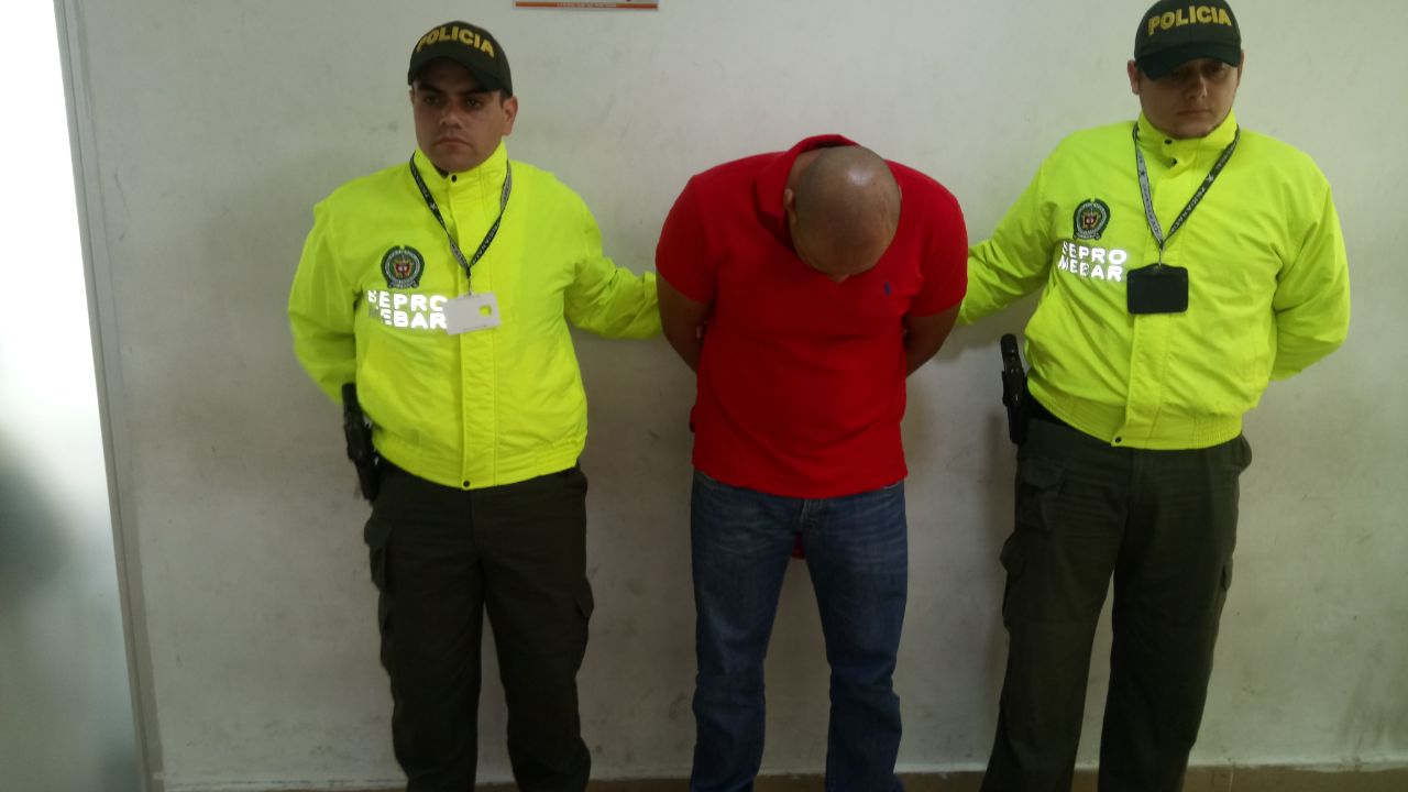 Capturado profesor universitario abusado de violación