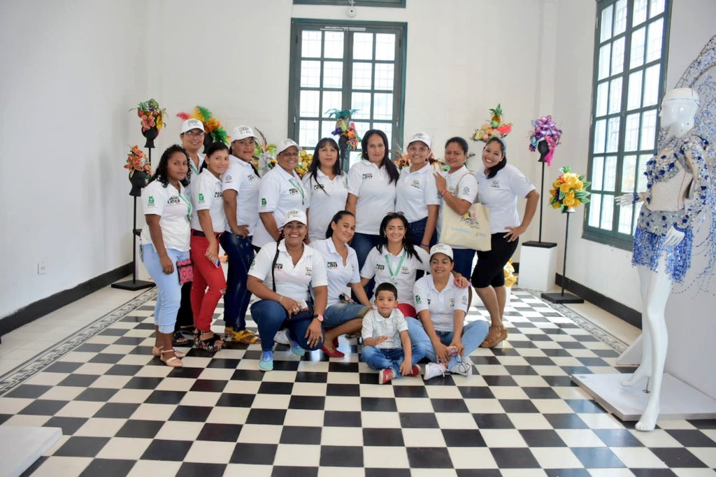 Culminó, con éxito, ciclo de madres líderes en el Distrito