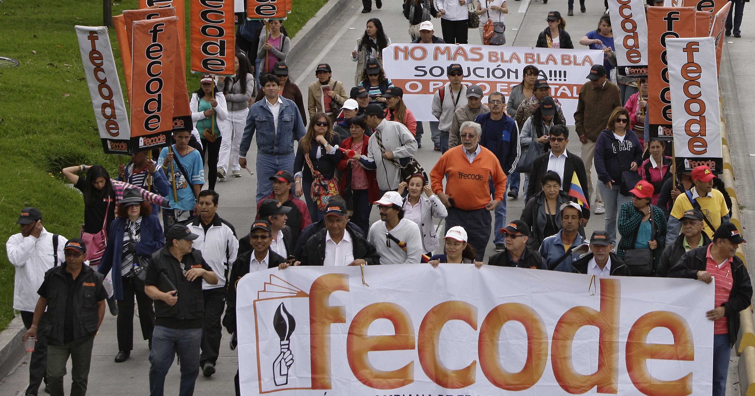 Profesores anunciaron nuevo paro nacional
