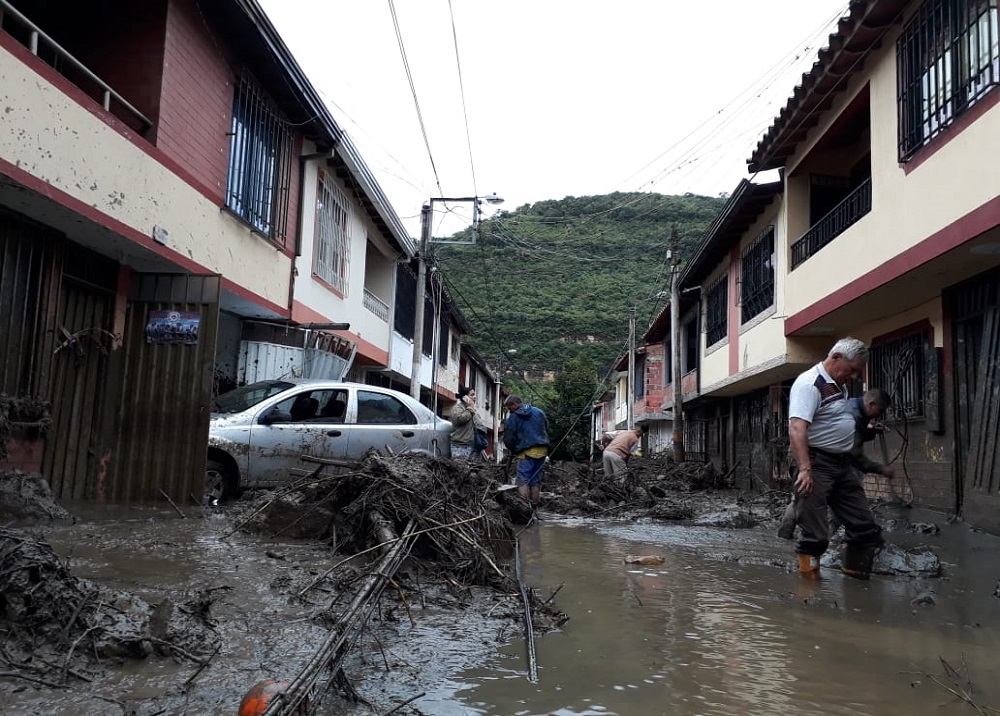 Calamidad pública en San Gil (Santander) tras avalancha