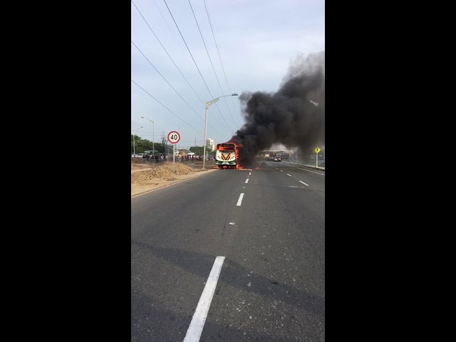 Incendio en la circunvalar