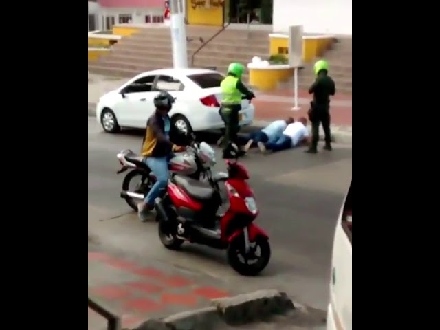 Policía Frustra Atraco y captura dos delincuentes.