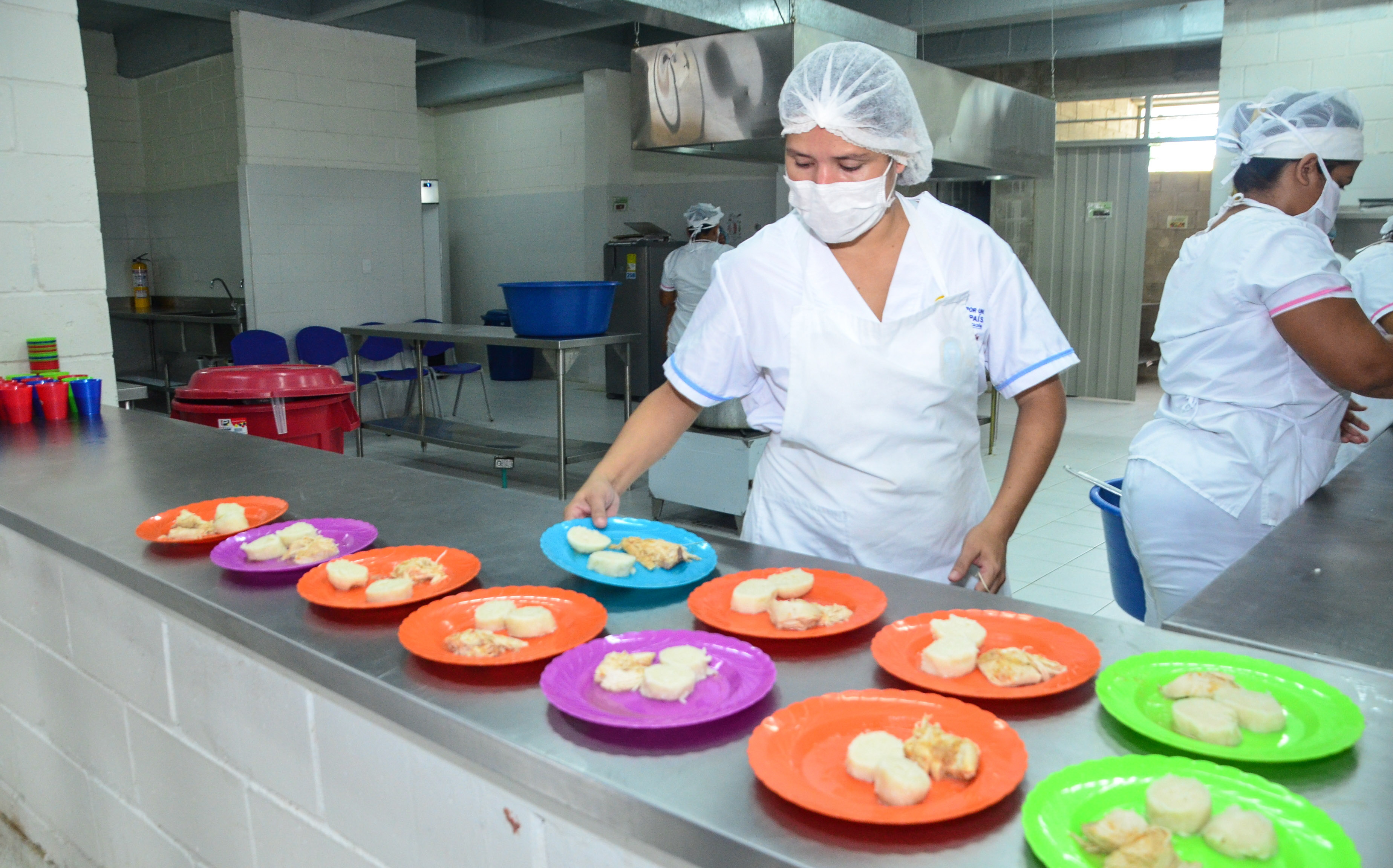 Soledad inicia una nueva modalidad de alimentación escolar: la de tipo buffet