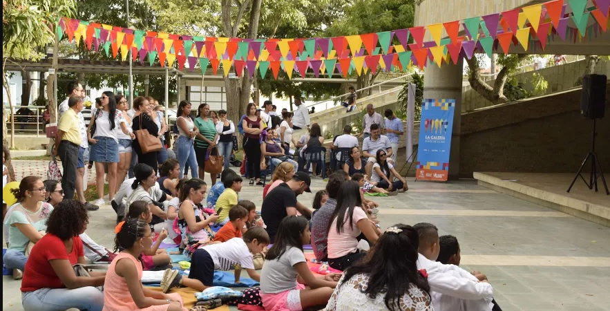 Feria de emprendimiento cultural El Jardín Mágico ya esta en la Plaza de la Paz