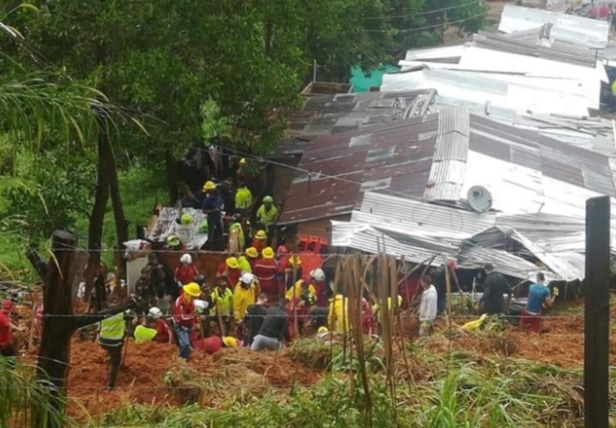 9 muertos por derrumbe en Barrancabermeja