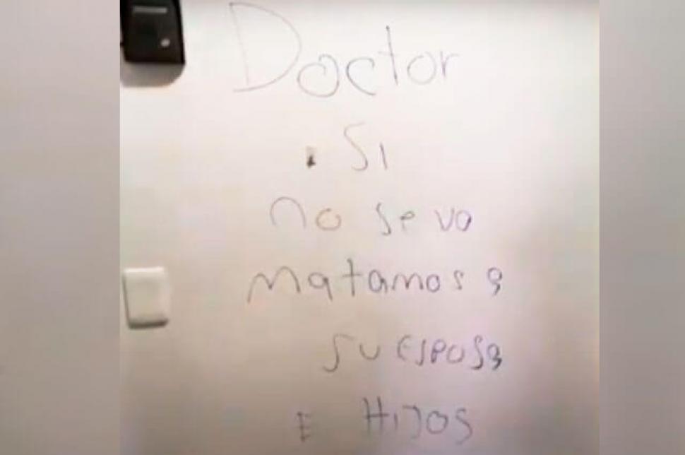 Amenazan de muerte a médico y su familia