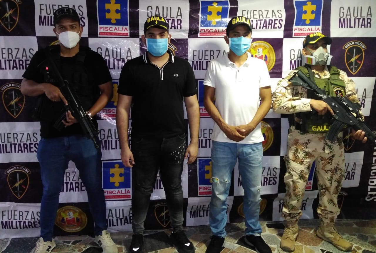 Liberan dos secuestrados