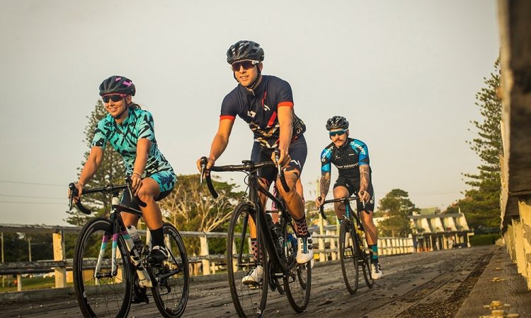 Instituto de Tránsito Departamental acompaña a ciclistas en las vías del Atlántico