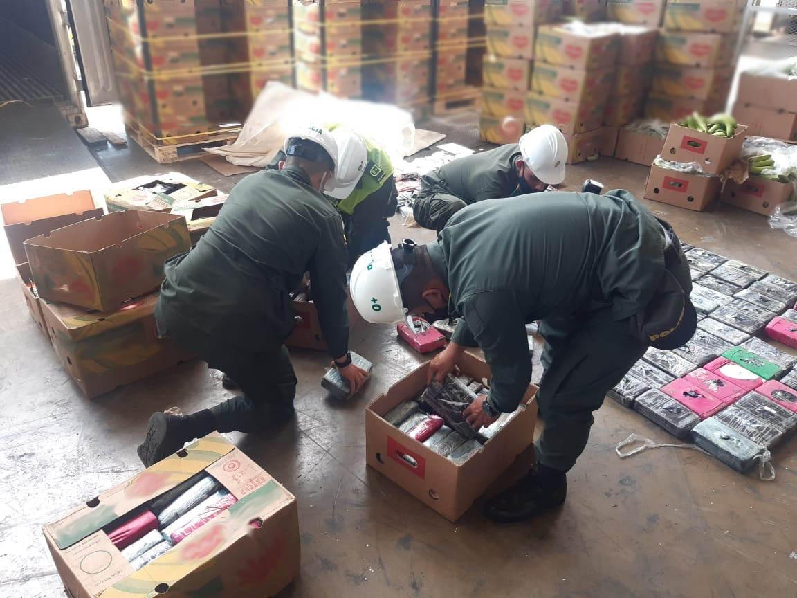 En puertos de Santa Marta y Barranquilla policía incauta 784 kilos de clorhidrato de cocaína