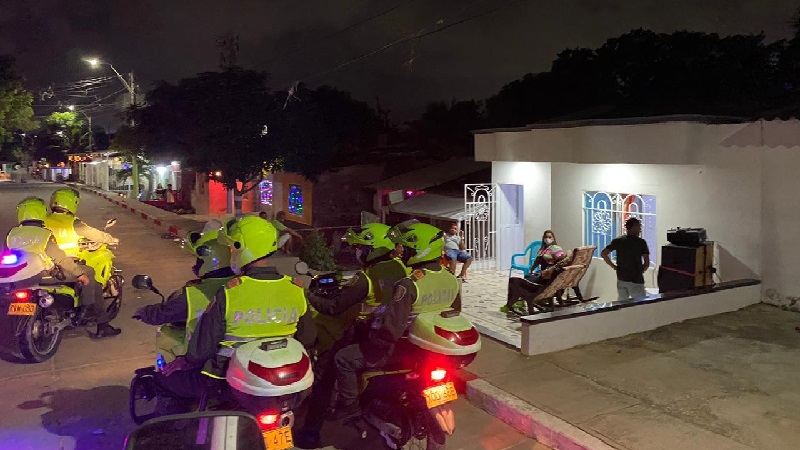 Más de 200 riñas y 75 fiestas apagadas durante la noche de velitas