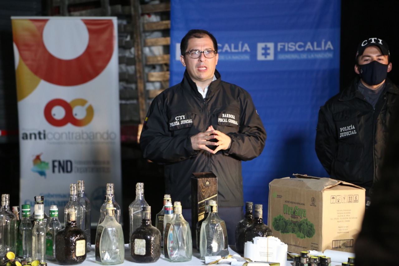 FISCALÍA PROPINA EL MAYOR GOLPE A LAS REDES ILEGALES DEDICADAS A LA ADULTERACIÓN DE LICORES
