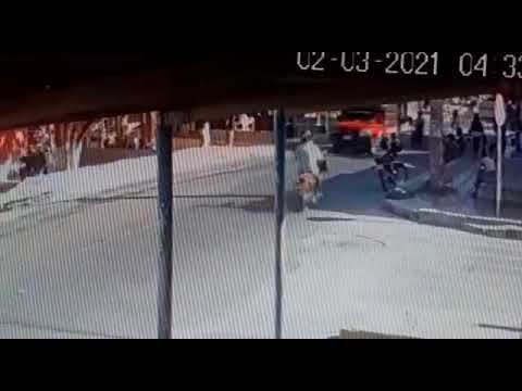Cámara de seguridad grabó el momento en el que asesinan a un hombre en Santo Domingo