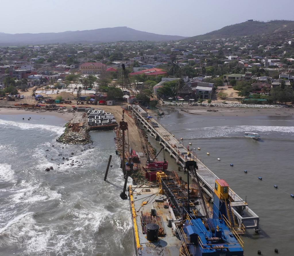 Terminó el pilotaje en las obras de reconstrucción del muelle de Puerto Colombia
