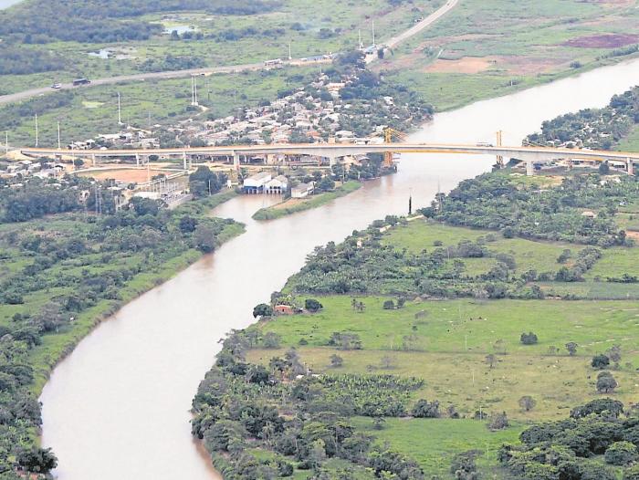 En coordinación con municipios del sur del Atlántico, Gobernación adelanta acciones para mitigar emergencias en el Canal del Dique