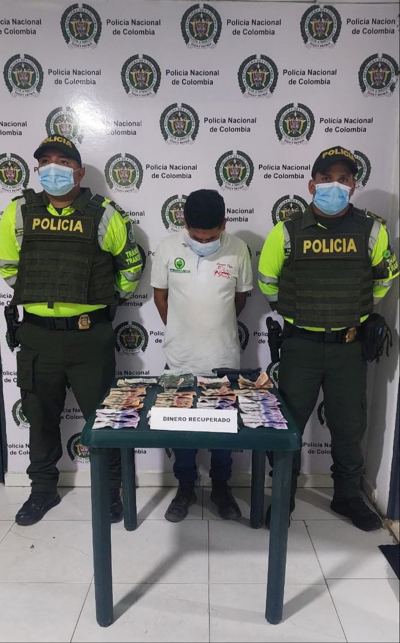 FINGIENDO AUTOROBO PRETENDÍA QUEDARSE CON EL PRODUCIDO DEL DÍA