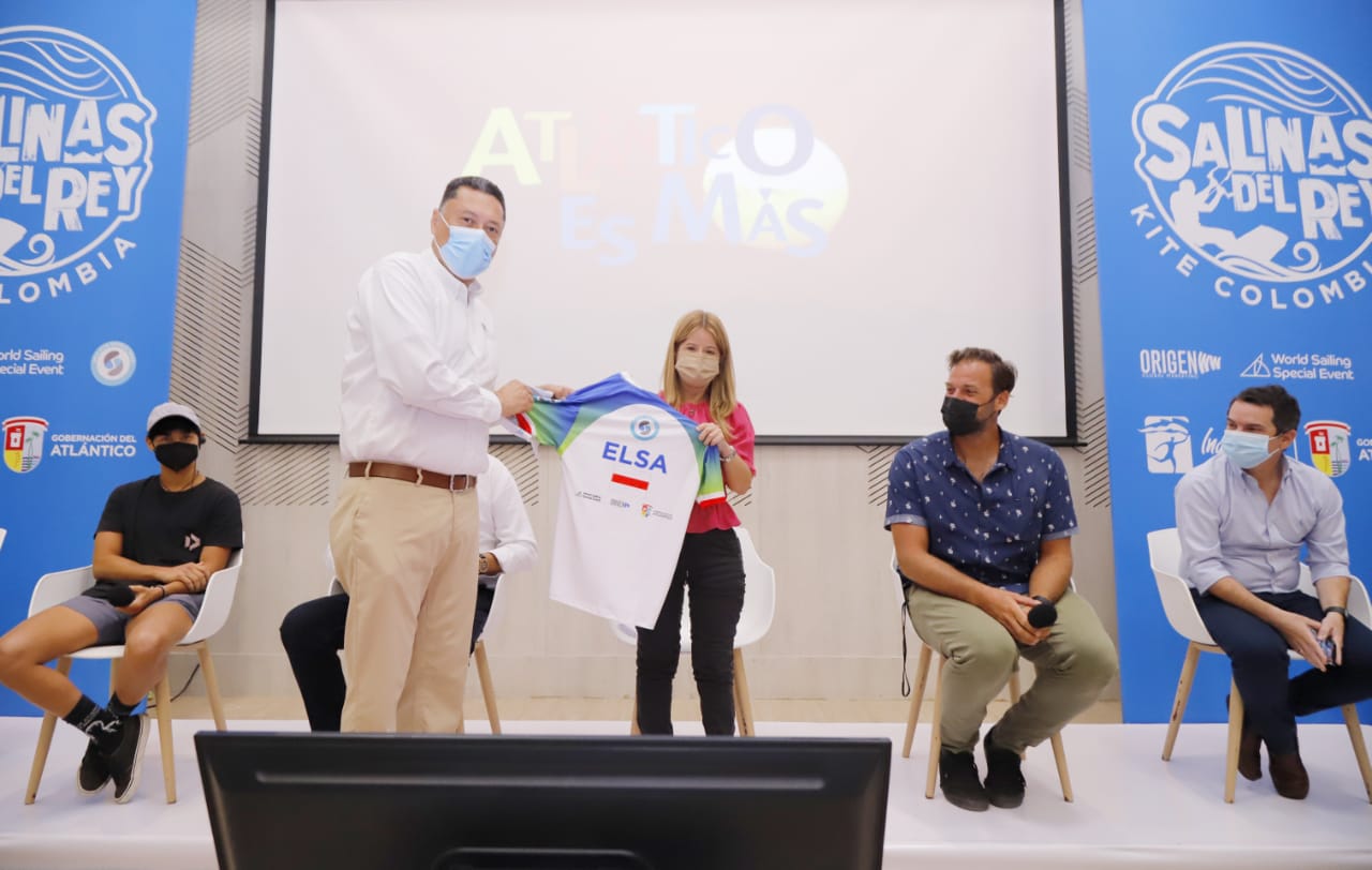 «En el Atlántico todo está listo para la primera parada del Mundial de Kitesurf en Salinas del Rey»: Elsa Noguera
