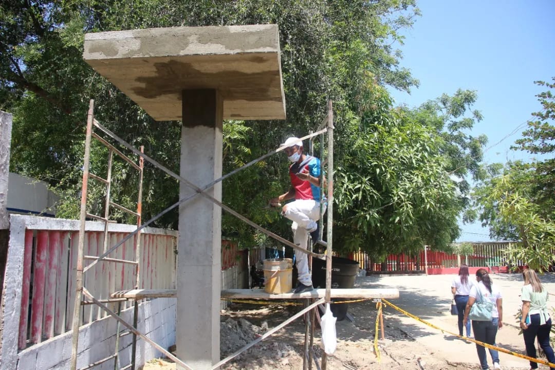 AVANZAN OBRAS Y MEJORAS LOCATIVAS EN I.E DE MESOLANDIA