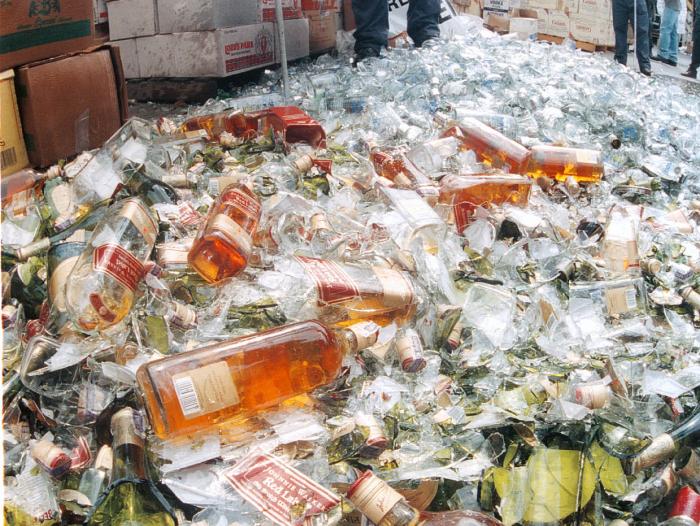 Departamento del Atlántico lidera la lucha contra el licor de contrabando en el país