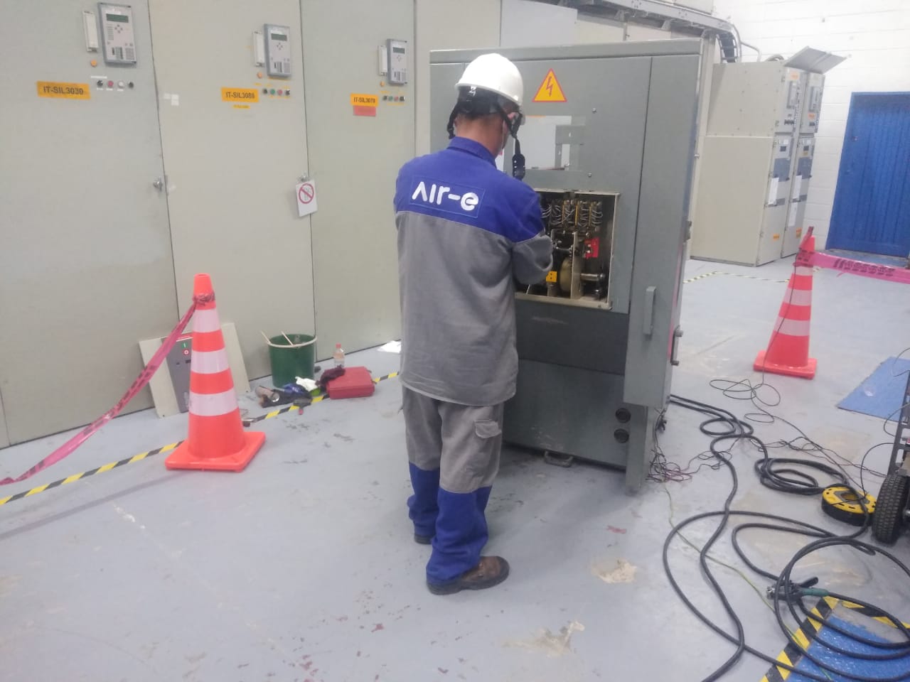 Avanza modernización de equipos en la subestación Silencio