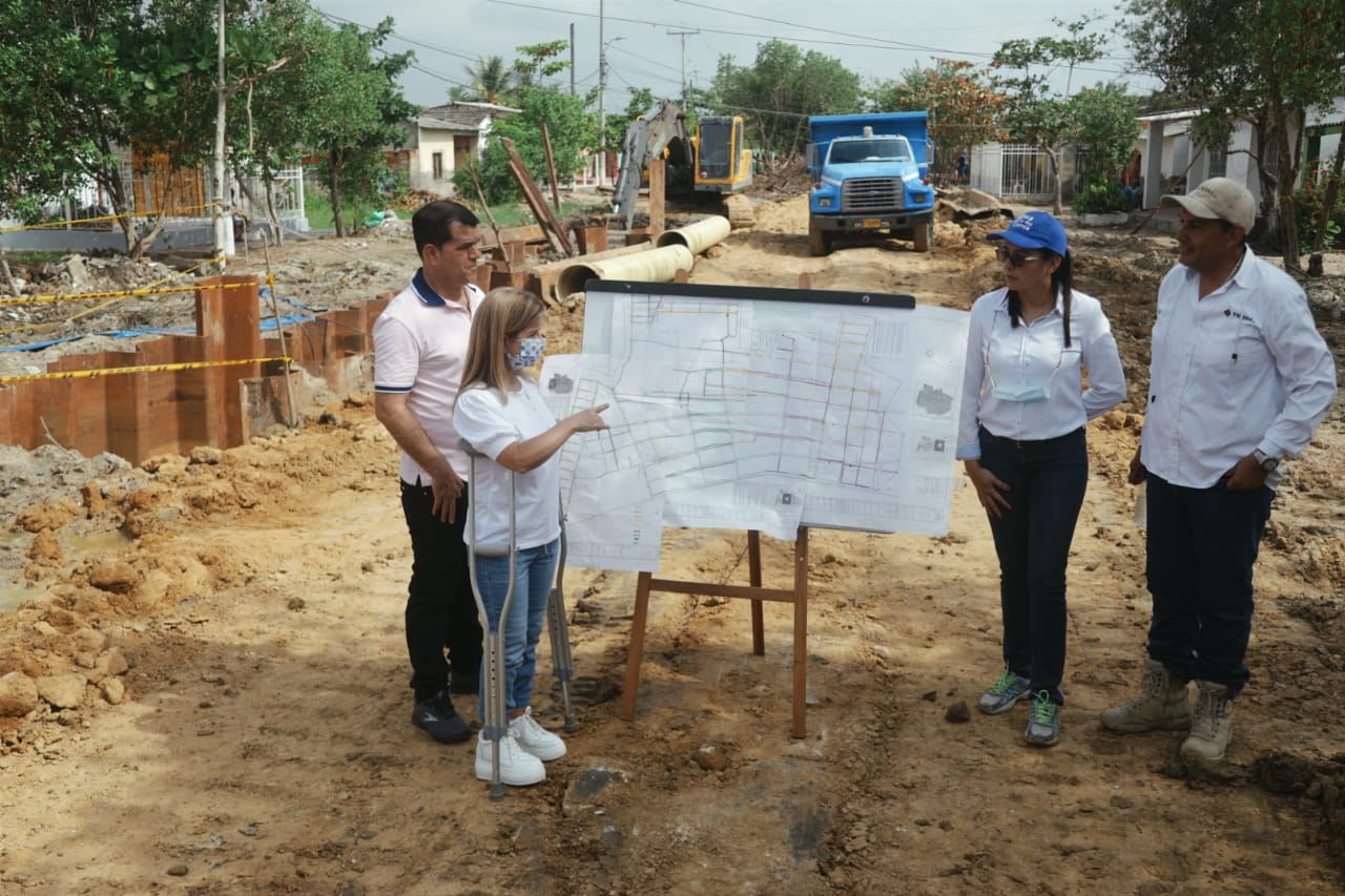 “Las obras del hospital de Palmar de Varela avanzan a buen ritmo y la meta es entregarlo en diciembre”: Elsa Noguera