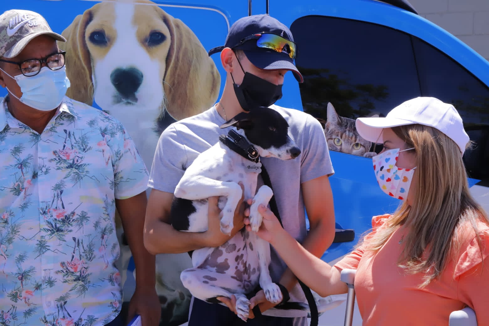 En el Día Mundial del Perro, Gobernación del Atlántico abrió sus puertas a los ‘amigos fieles’ de los servidores públicos
