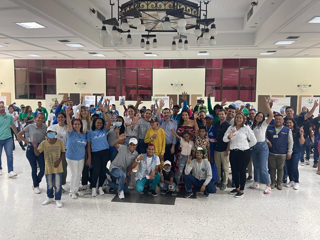 Asistencia médica, afiliación al Sisbén y programas del adulto mayor en la Feria de Recicladores del Distrito 