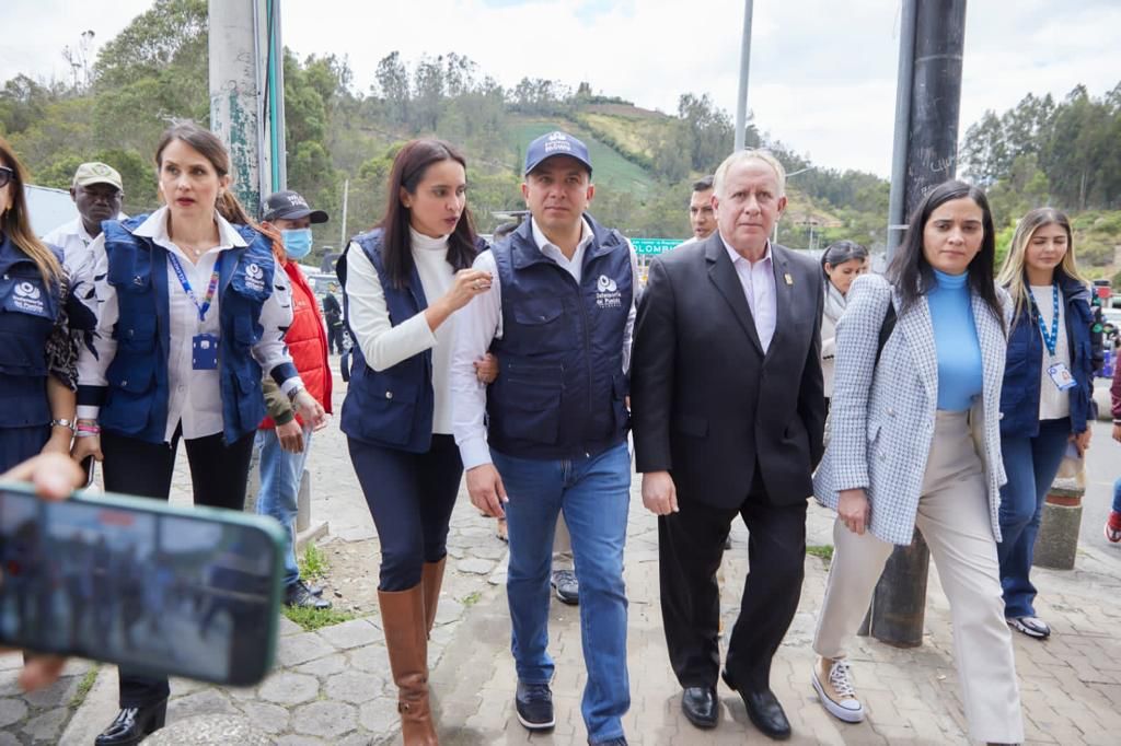 Defensor del Pueblo advierte aumento del flujo migratorio en la frontera entre Colombia y Ecuador