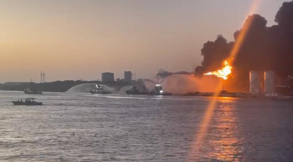 Suspensión del servicio de agua en 6 sectores por incendio en Compas