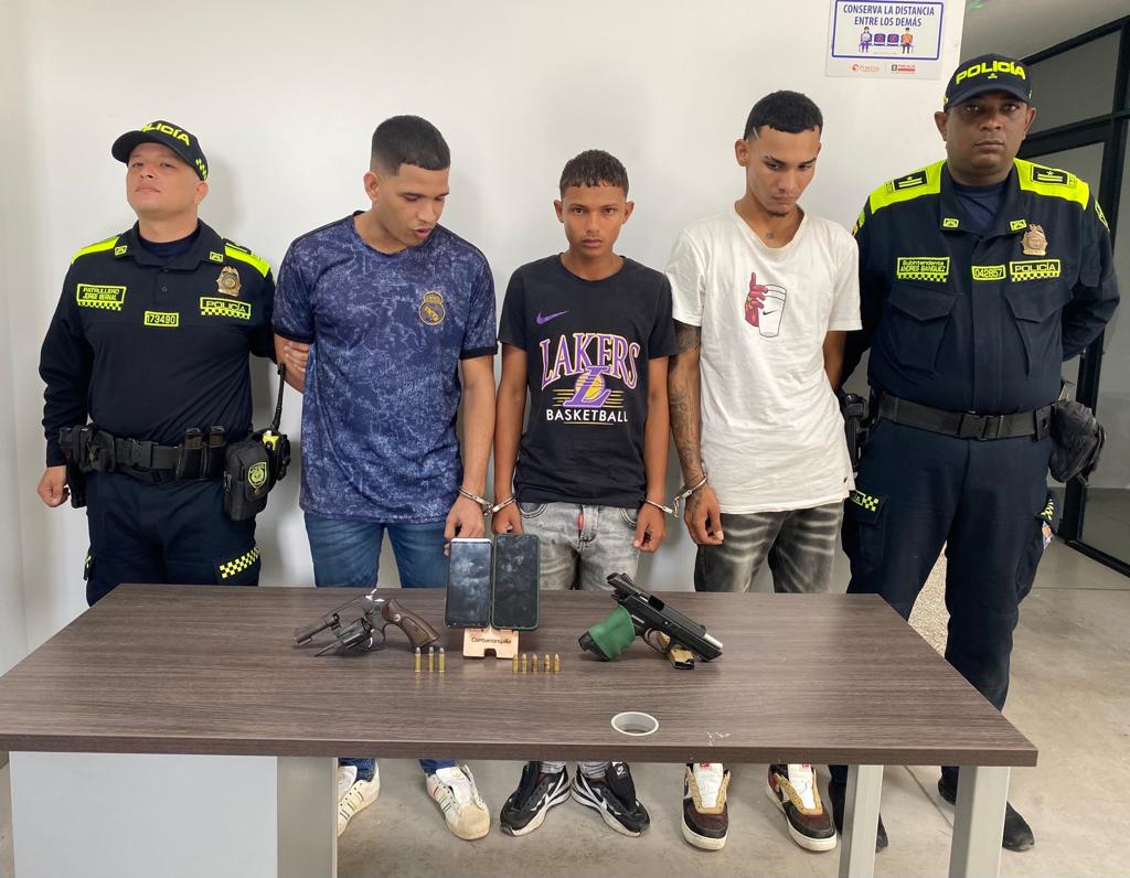 Capturados tres presuntos delincuentes por los delitos de fabricación, tráfico, porte de armas de fuego y/o municiones