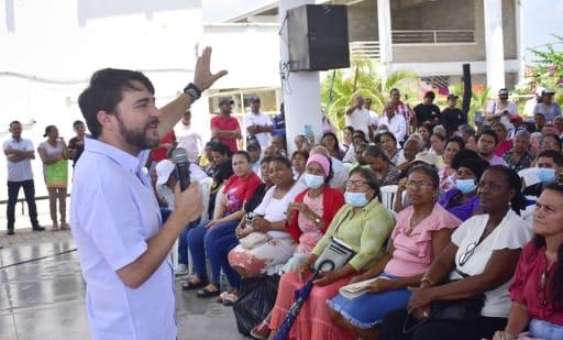 Barranquilla, ciudad de propietarios: alcalde Pumarejo ha entregado 2.850 títulos de vivienda 