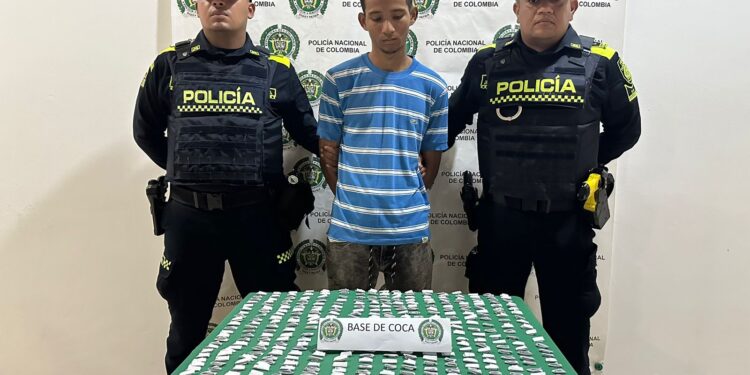 Le encontraron 527 papeletas de base de coca