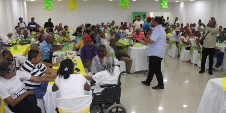 805 adultos mayores serán beneficiados con el Programa de Atención Integral al Adulto Mayor en Puerto Colombia