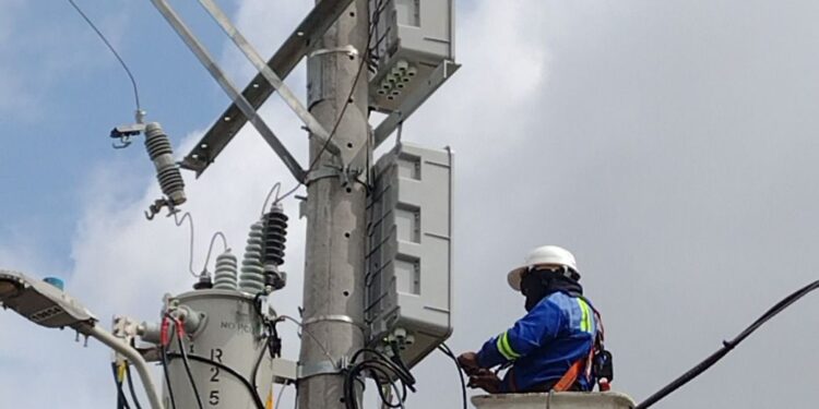 Adecuaciones eléctricas en sectores de Barranquilla, Soledad, Sabanalarga y Manatí