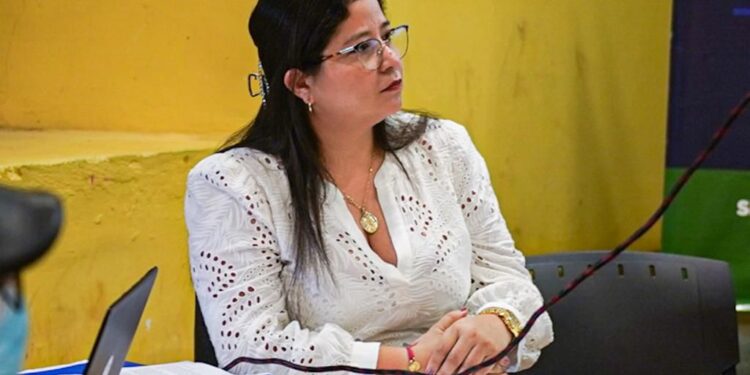 Ante denuncias y dudas ALCALDESA CONTRATARA AUDITORIA PARA REVISAR PROCESO DE BECAS