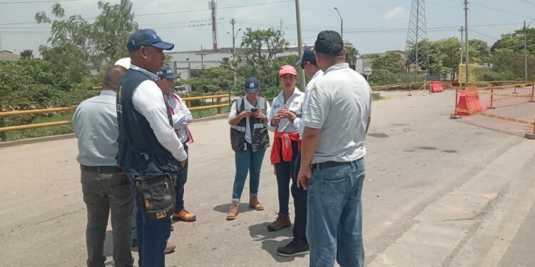 SOLEDAD ESTÁ ATENTA A LAS OBRAS DEL PUENTE DE LA CALLE 30 POR PARTE DE LA ANI