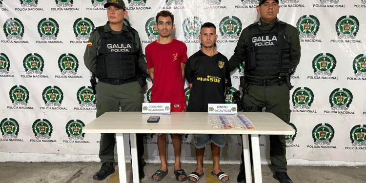 Capturados 2 sujetos en flagrancia por el delito de extorsión en el municipio de Soledad.