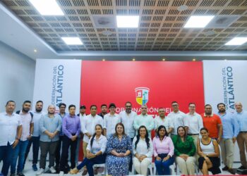 Gobernación del Atlántico y CRC unen esfuerzos para eliminar barreas de conectividad