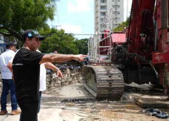 Llegamos a la calle 85 para inspeccionar el avance de una de las obras más esperadas por todos: alcalde Char