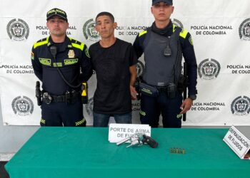 CAPTURADO EN FLAGRANCIA POR PORTE ILEGAL DE ARMA DE FUEGO EN EL SURORIENTE DE BARRANQUILLA