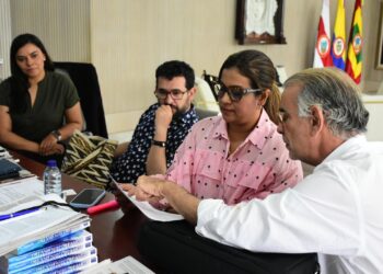 Gobernador Eduardo Verano consolida alianzas que garantizan el paso de la educación básica a la media en colegios del departamento