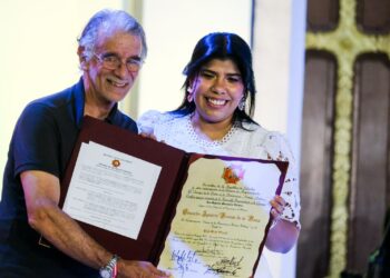 Cámara de Representantes exalta a Malambo con la Ley de los 500 años y condecora al gobernador Eduardo Verano por su liderazgo