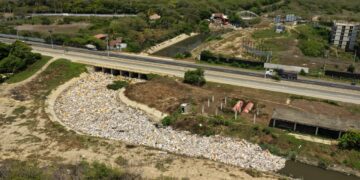 “Ser barranquillero también es cuidar y amar esta ciudad”: alcalde Char pide no arrojar basuras a las calles y arroyos 